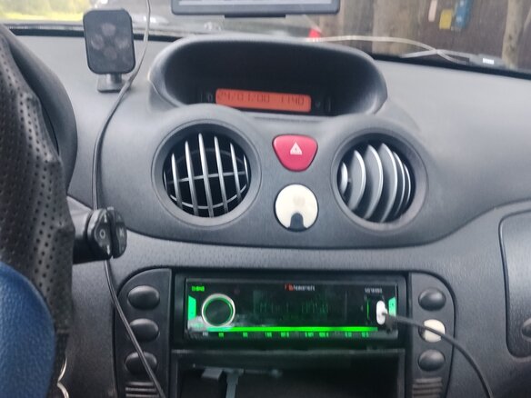 2004 Citroen C2, серебристый, 160000 рублей - вид 5
