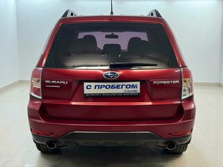 2011 Subaru Forester III Рестайлинг, красный, 910000 рублей, вид 3