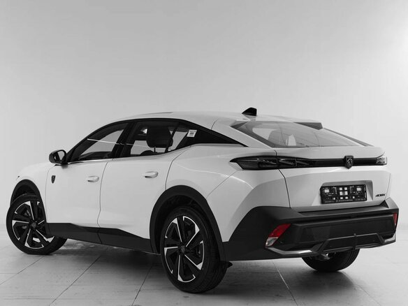 2025 Peugeot 408 X III, белый, 4999000 рублей - вид 3