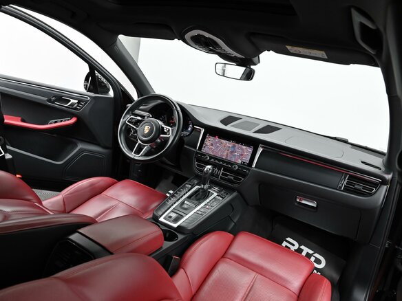 2020 Porsche Macan I Рестайлинг, чёрный, 4400000 рублей - вид 9