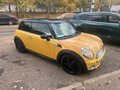 2009 Mini Hatch Cooper II (R56), жёлтый, 530000 рублей - вид 2