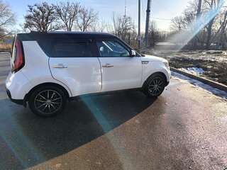 2018 Kia Soul II Рестайлинг, белый, 1970000 рублей, вид 4