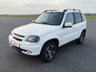 2017 Chevrolet Niva I Рестайлинг, белый, 550000 рублей, вид 5