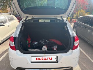 2013 Citroen C4 II, белый, 390000 рублей, вид 5
