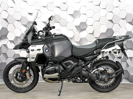 2026 BMW R 1300 GS Adventure, чёрный, 3199000 рублей, вид 4