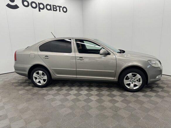 2012 Skoda Octavia II (A5) Рестайлинг, бежевый, 880000 рублей - вид 3