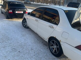 2000 Mitsubishi Lancer Cedia IX, белый, 260000 рублей, вид 4