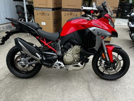 2025 Ducati Multistrada V4, красный, 2647000 рублей, вид 1