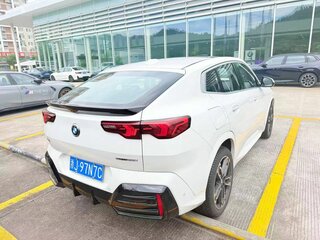 2024 BMW X2 sDrive25i II (U10), белый, 5290000 рублей, вид 3