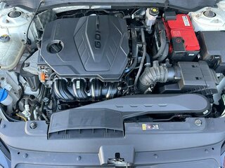 2021 Kia K5 III, белый, 2300000 рублей, вид 5