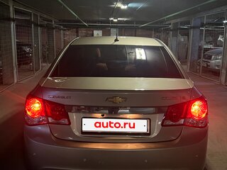 2011 Chevrolet Cruze I, бежевый, 1100000 рублей, вид 3