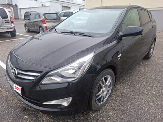 2015 Hyundai Solaris I Рестайлинг, чёрный, 940000 рублей, вид 2