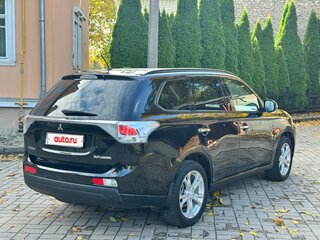 2012 Mitsubishi Outlander III, чёрный, 1175000 рублей, вид 4
