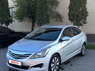 2016 Hyundai Solaris I Рестайлинг, серебристый, 720000 рублей, вид 2