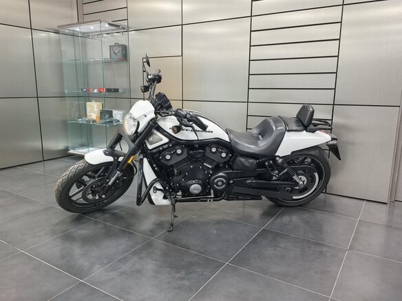 2016 Harley-Davidson V-Rod, белый, 1680000 рублей - вид 8