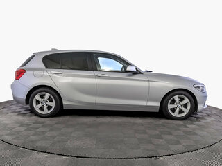 2018 BMW 1 серии 118i II (F20/F21) Рестайлинг 2, серебристый, 1595000 рублей, вид 4