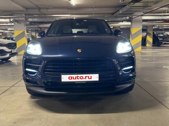 2020 Porsche Macan I Рестайлинг, синий, 5300000 рублей - вид 1