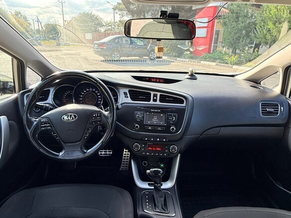 2014 Kia Ceed II, серебристый, 1300000 рублей - вид 9