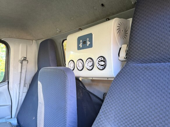 2013 Fuso (Mitsubishi) Canter, белый, 1500000 рублей - вид 10