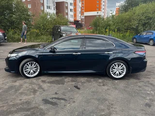 2018 Toyota Camry VIII (XV70), синий, 2800000 рублей, вид 5