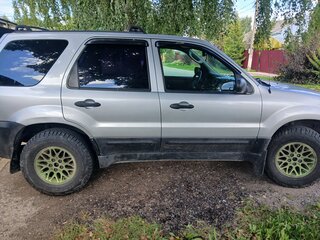 2005 Ford Escape I Рестайлинг, серебристый, 470000 рублей, вид 4