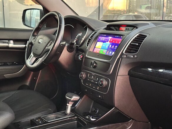 2015 Kia Sorento II Рестайлинг, белый - вид 11