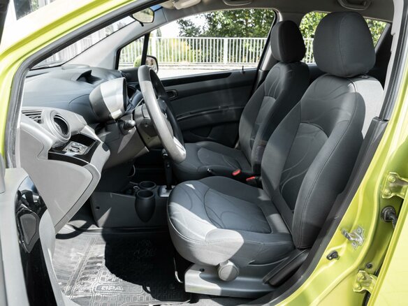 2011 Chevrolet Spark III, зелёный - вид 9
