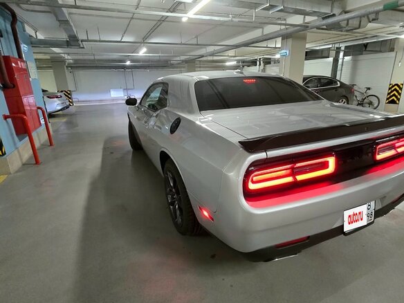 2021 Dodge Challenger III Рестайлинг 2, серый, 3500000 рублей - вид 10