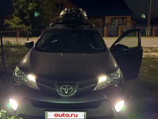 2013 Toyota RAV4 IV (XA40), серый, 1900000 рублей, вид 1