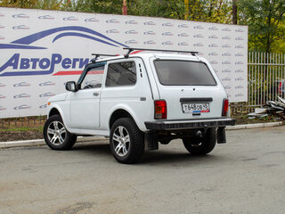 2010 Lada (ВАЗ) 2121 (4x4) Фора I Рестайлинг, белый, 314000 рублей, вид 4