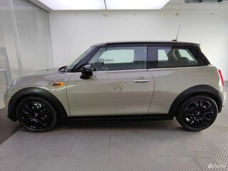 2018 Mini Hatch Cooper III (F55/F56) Рестайлинг, серый, 1249000 рублей, вид 2