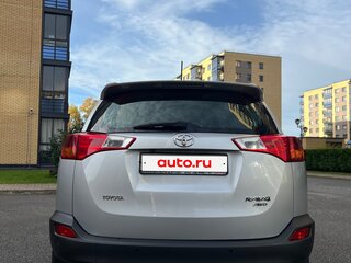 2013 Toyota RAV4 IV (XA40), серебристый, 1750000 рублей, вид 3