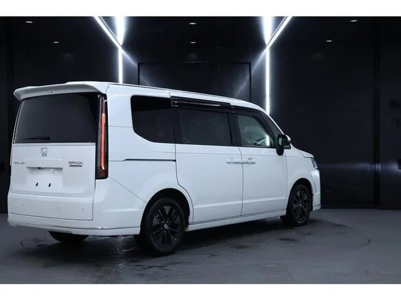 2023 Honda Stepwgn Spada VI, белый, 2350000 рублей - вид 5