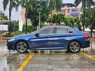 2022 BMW 1 серии 120i III (F52) Рестайлинг, синий, 1399111 рублей, вид 4