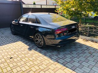 2016 Audi S8 III (D4) Рестайлинг, чёрный, 7999999 рублей, вид 4