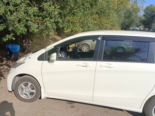 2012 Honda Freed I Рестайлинг, белый, 1000000 рублей, вид 2