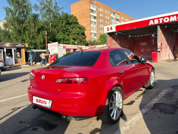 2008 Alfa Romeo 159, красный, 790000 рублей - вид 5