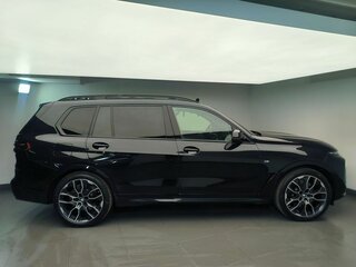 2026 BMW X7 40i I (G07) Рестайлинг, чёрный, 19600000 рублей, вид 5