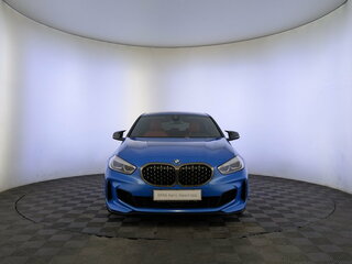 2019 BMW 1 серии M135i xDrive III (F40), синий, 3500000 рублей, вид 2