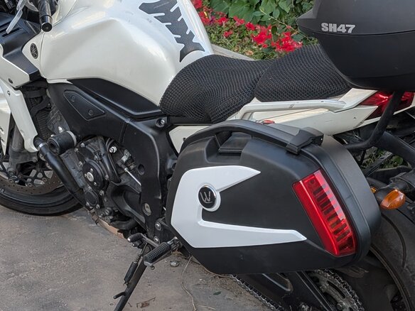 2012 Yamaha FZ1, белый - вид 13