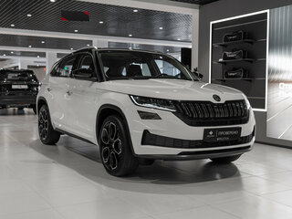 2023 Skoda Kodiaq I Рестайлинг, белый, 4160000 рублей, вид 2