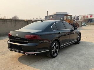 2023 Volkswagen Magotan B8 Рестайлинг, чёрный, 2000000 рублей, вид 3