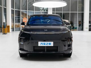 2026 Li Auto (Lixiang) L8 52.3 kWh I Рестайлинг, чёрный, 14757000 рублей, вид 2