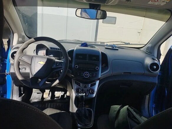 2014 Chevrolet Aveo II, синий, 550000 рублей - вид 5