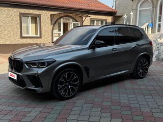 2021 BMW X5 M Competition III (F95), серый, 8900000 рублей, вид 2