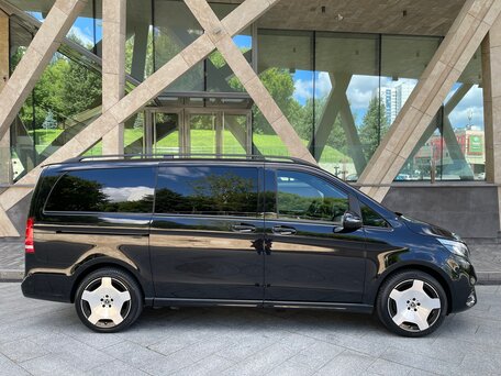 2023 Mercedes-Benz V-Класс Long 300 d длинный III (W447) Рестайлинг, чёрный, 7980000 рублей, вид 2