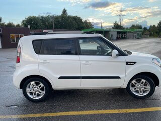 2011 Kia Soul I, белый, 620000 рублей, вид 4