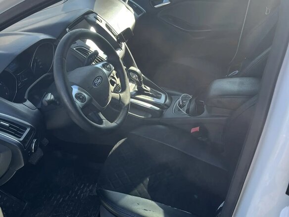 2012 Ford Focus III, белый, 750000 рублей - вид 6