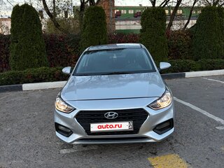 2018 Hyundai Solaris II, серебристый, 1100000 рублей, вид 3