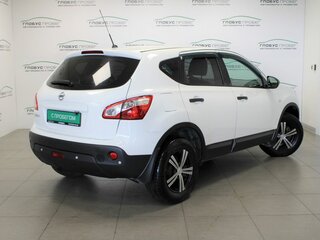 2010 Nissan Qashqai I Рестайлинг, белый, 833000 рублей, вид 2